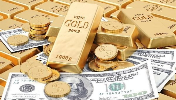 
تغییر مسیر قیمت طلا و سکه/ قیمت دلار و یورو ۱ تیر ۱۴۰۱