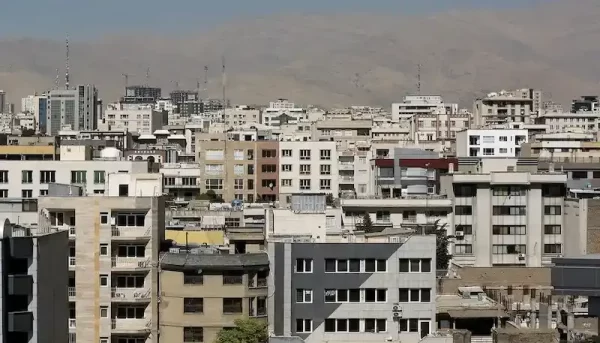 
                                            اجاره خانه اشتراکی در تهران افزایش یافت/ رواج بدمسکنی در پایتخت
                                        